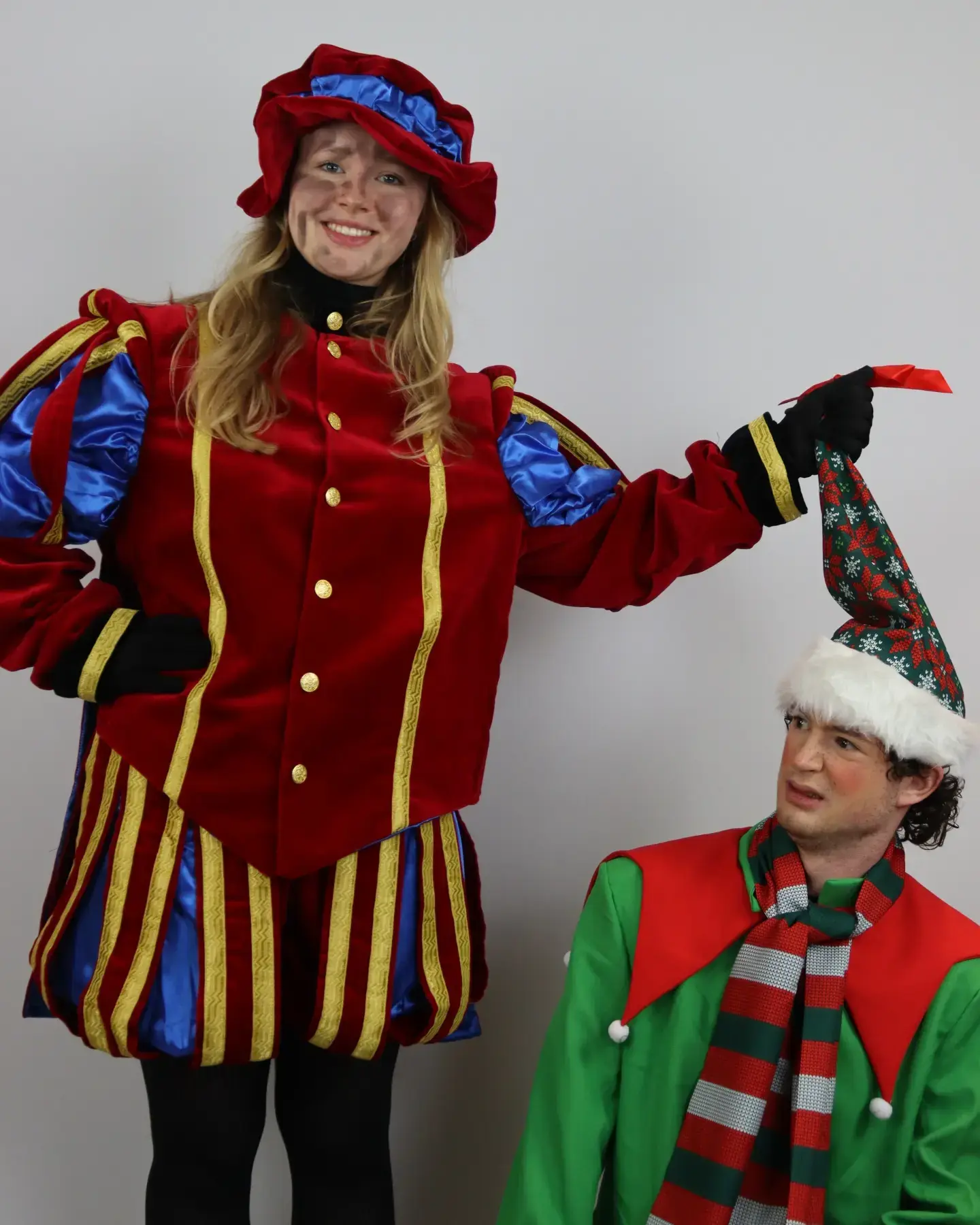 Een ondeugend elfje die het Sinterklaasfeest wilt verpesten
