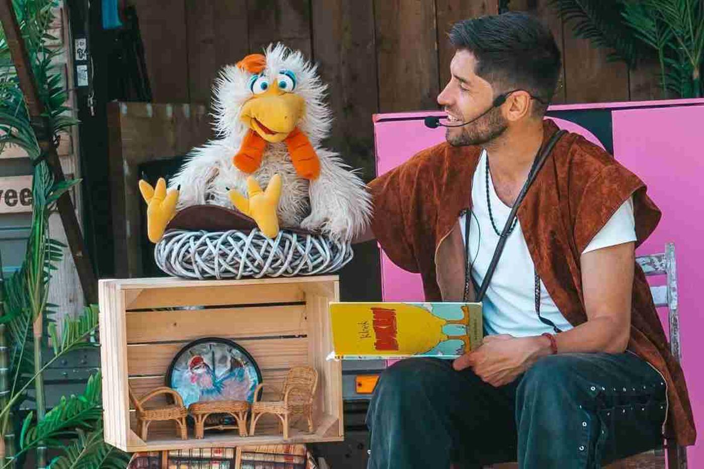 Poppentheater: Het Reusachtige Kuiken