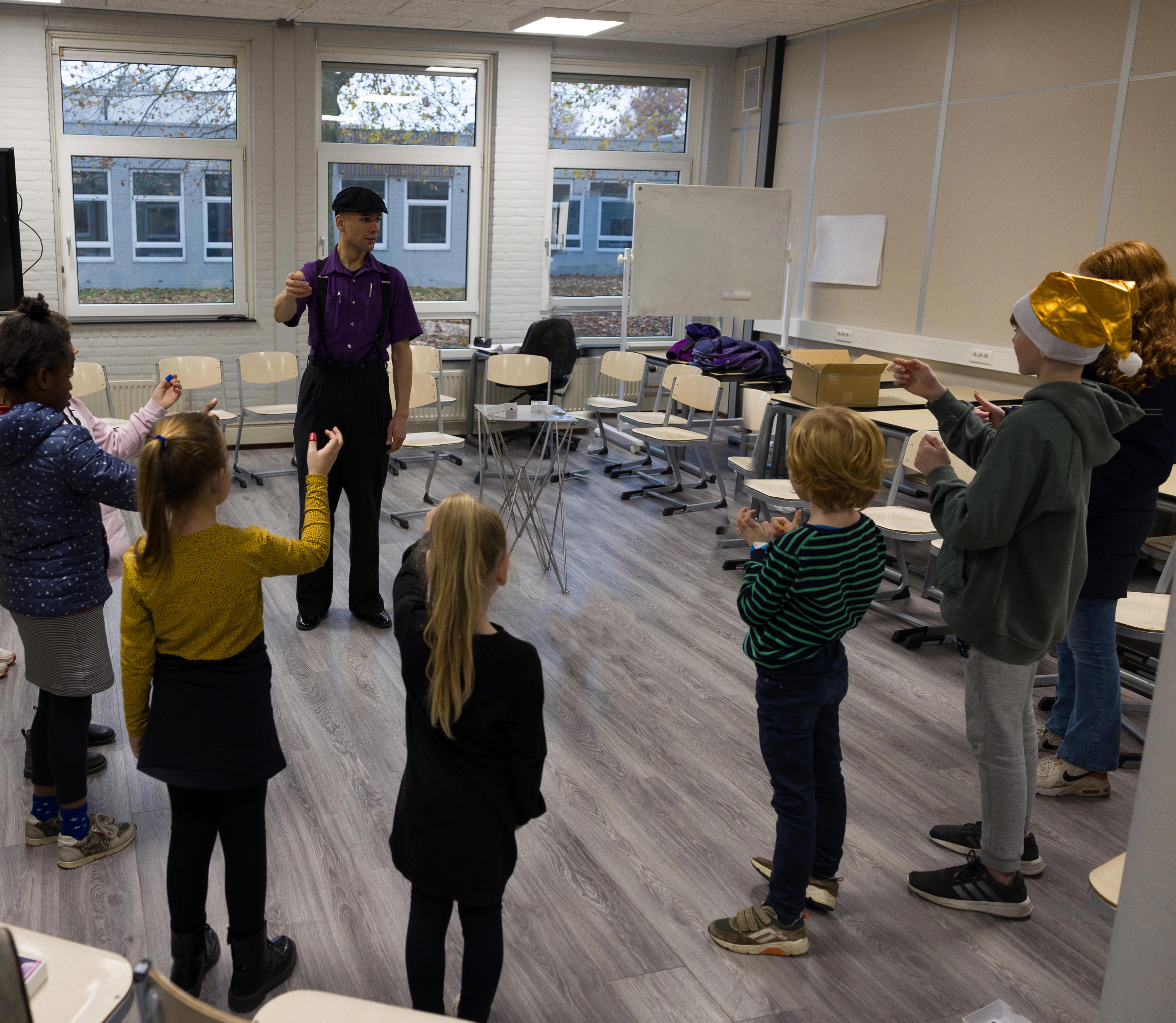 Leer goochelen van meervoudig Nederlands Kampioen Straatgoochelen
