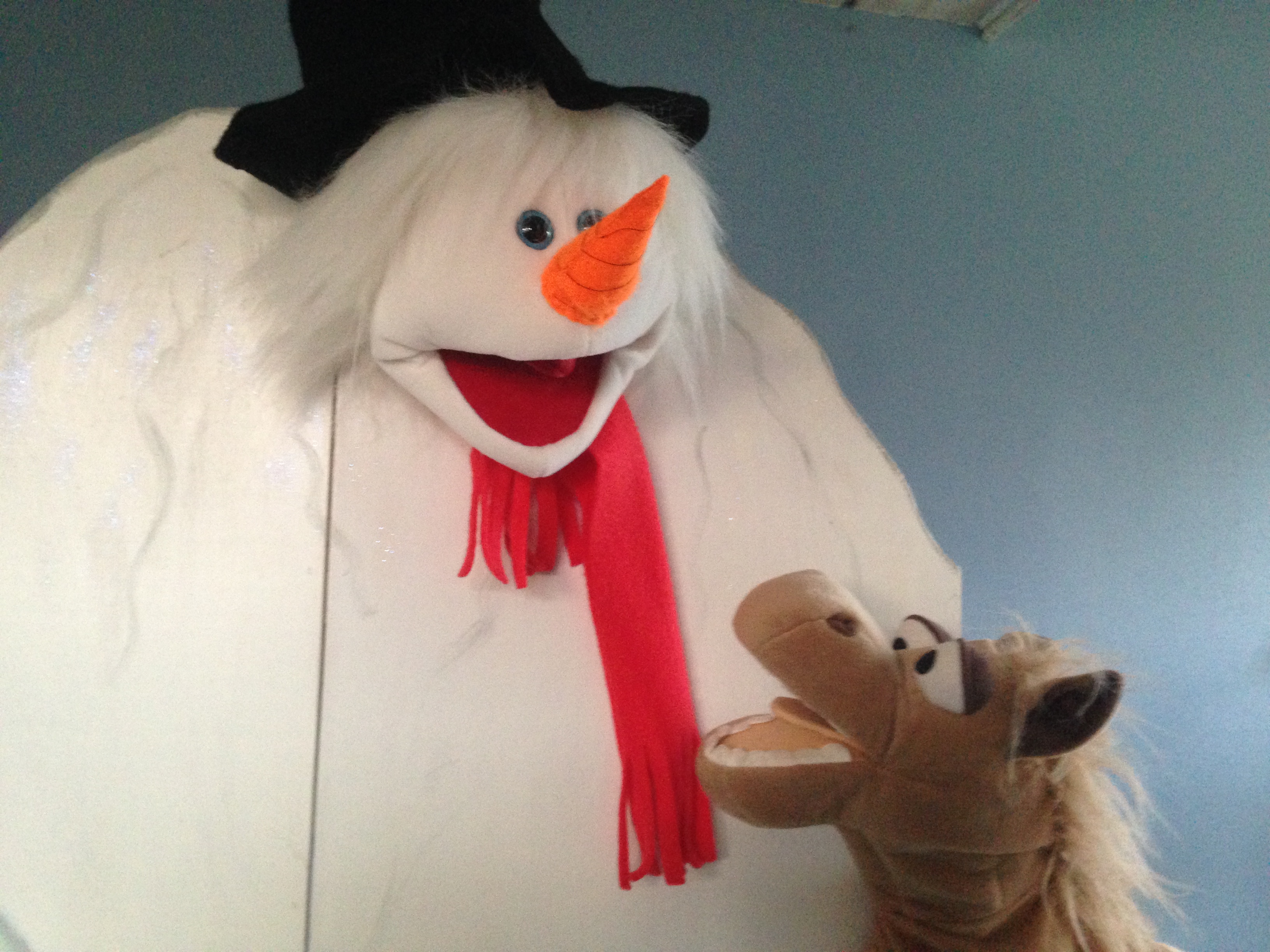 Theater Poppekus - Sneeuwpoppeke en paard