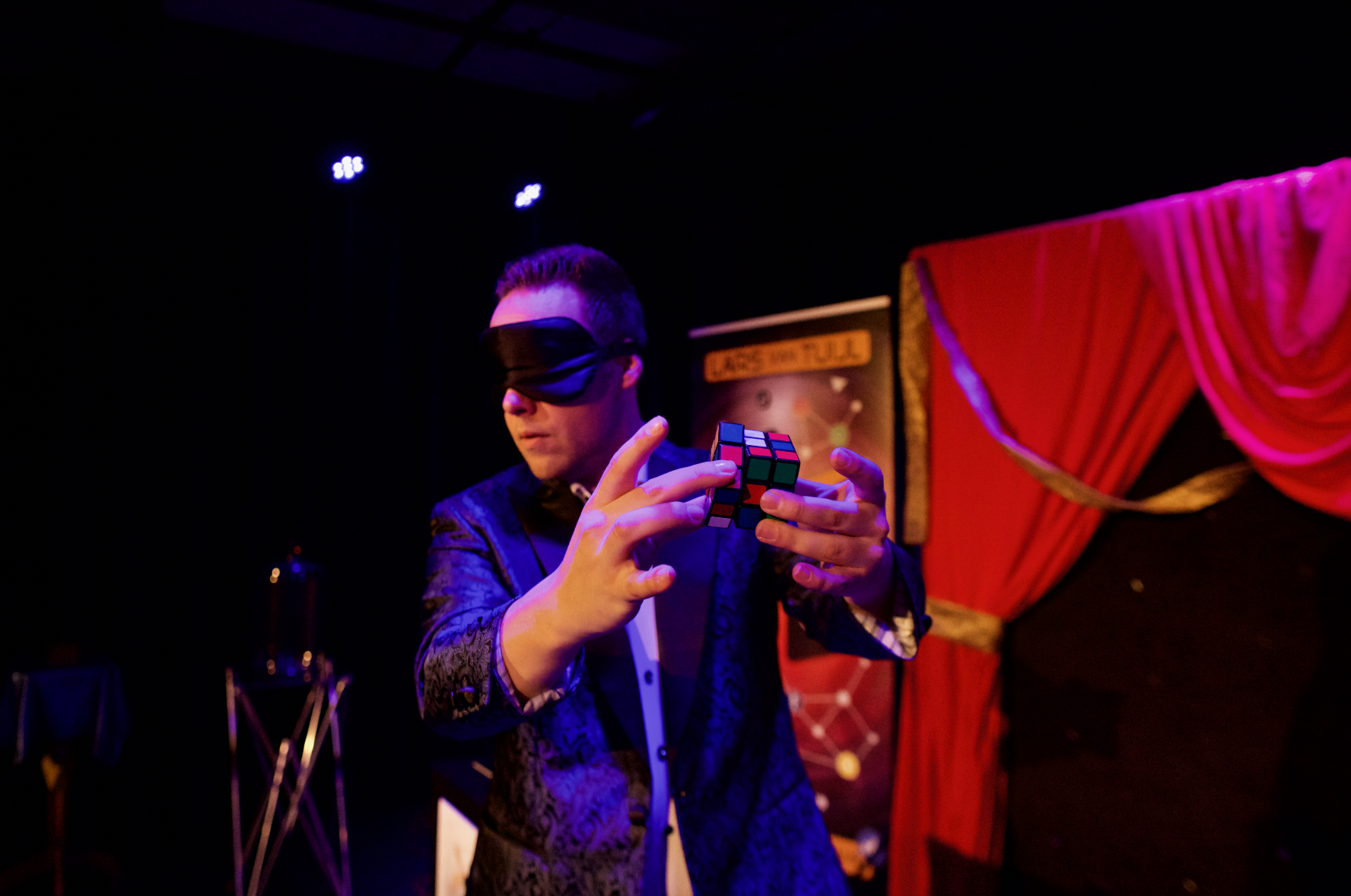 actiefoto uit de ON-OFF Media Magic Show