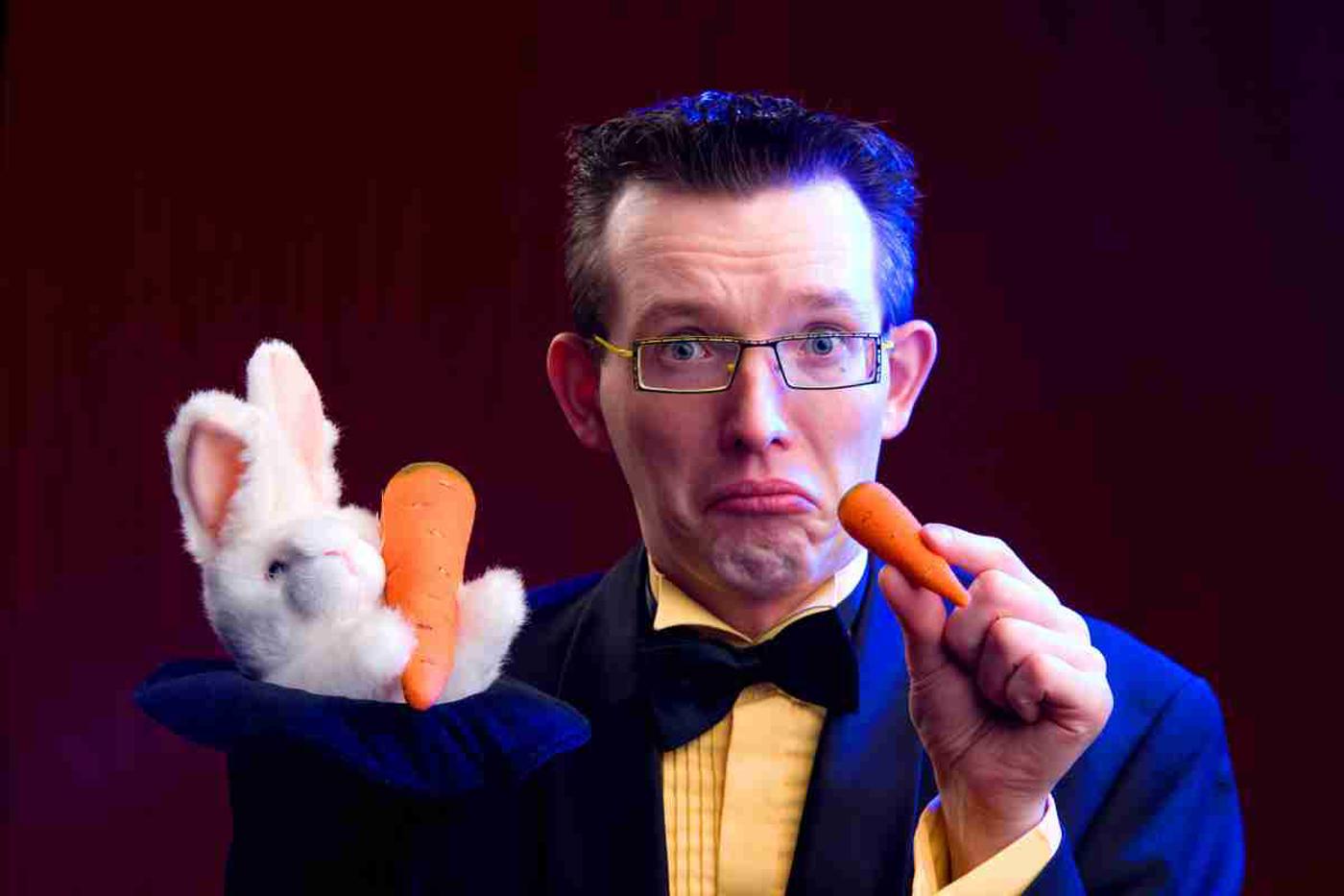 Vrolijke Feestshow met Goochelaar Jan